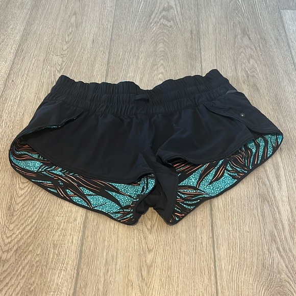 REVERSIBLE Lululemon Swim Shorts EUC - Picture 1 of 13